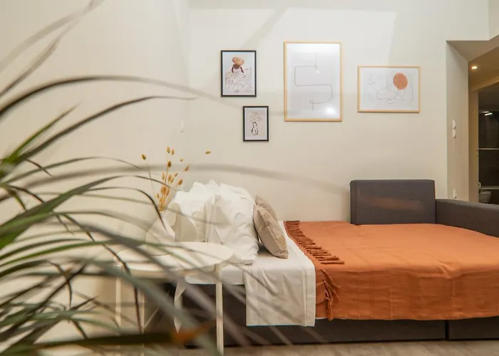 Lidra Hriszí Aktí Haniá