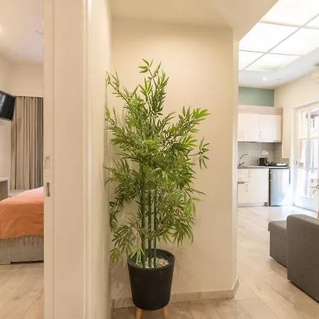 Apartament Lidra *